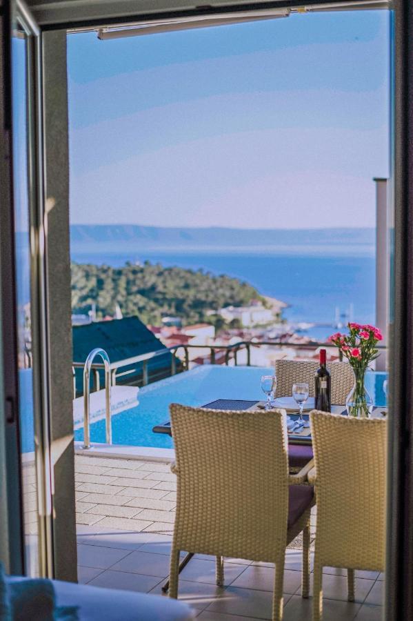 Apartment With Private Pool "Patricia" Makarska Extérieur photo