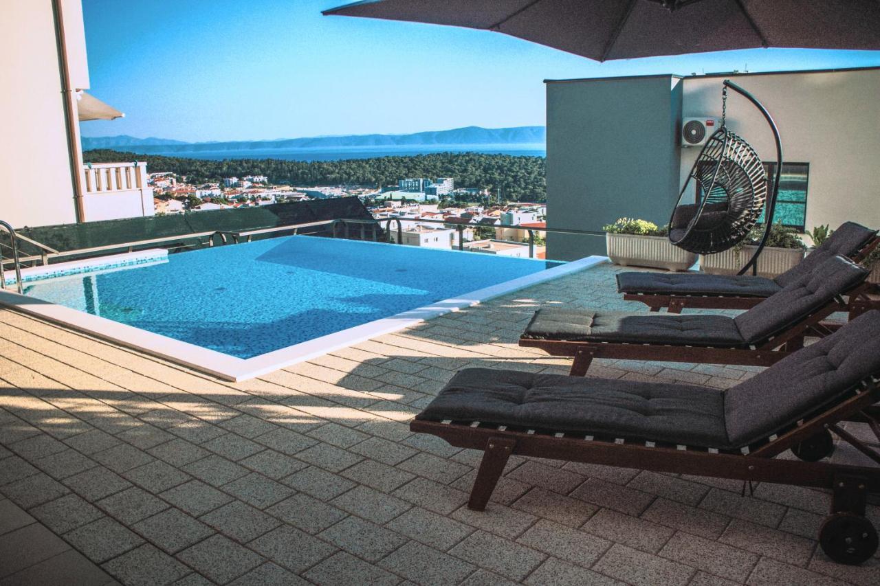 Apartment With Private Pool "Patricia" Makarska Extérieur photo